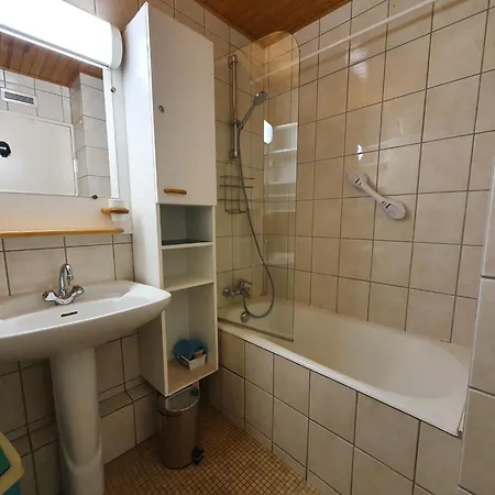 B By Interhome Apartment Les Deux Alpes